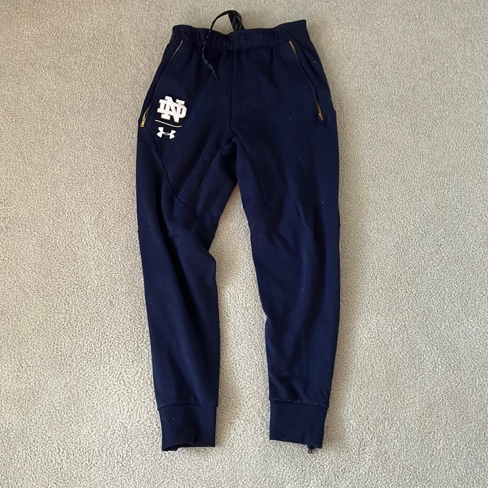 Notre Dame women’s navy joggers